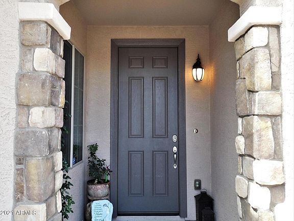 3rd image of 5828 W Hidalgo Ave