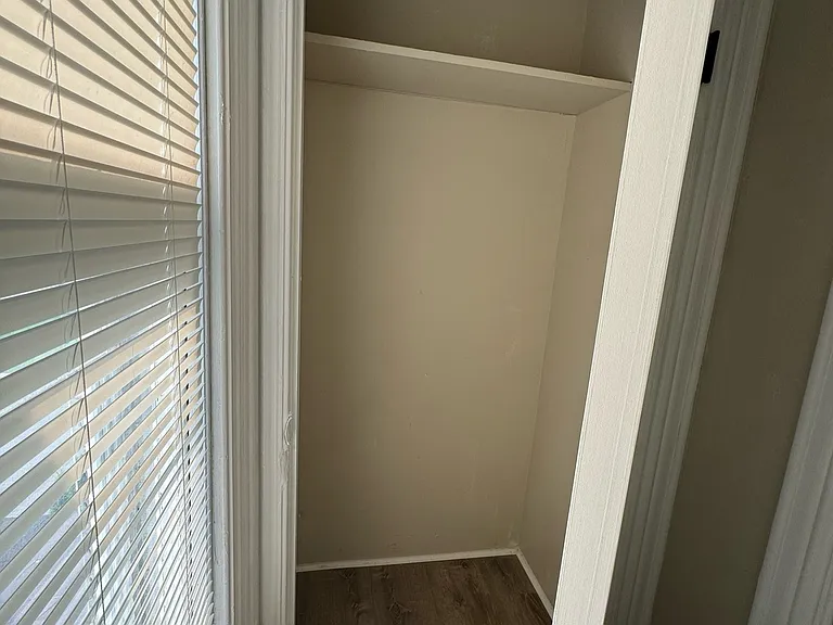 12 S Wade Ave #1 — Photo 3
