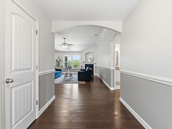 2nd image of 502 Foster Place Dr