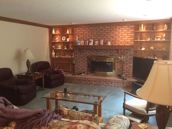 5th image of 27767 Dunford Ave