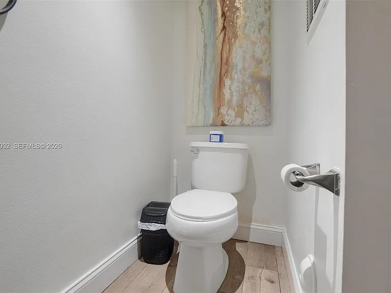 3145 NE 184th St #5102 — Photo 25