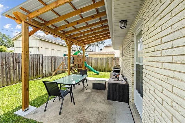 6355 Fleur De Lis Dr — Photo 26