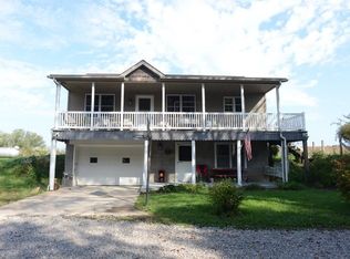 12756 Gearhart Rd, Burbank, OH 44214