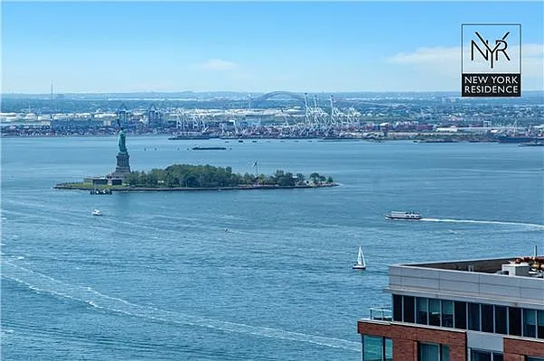 Rented by New York Residence | media 37