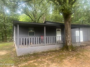 4585 Polk Ln, Olive Branch, MS 38654