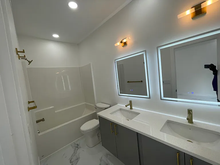 1046 Dumas Ave — Photo 23
