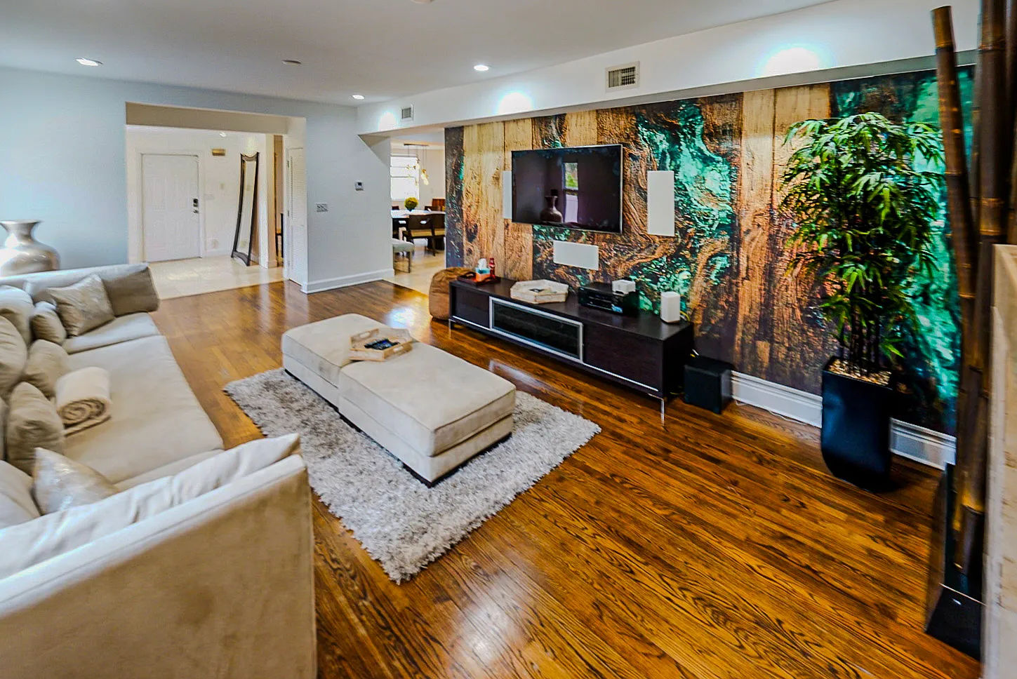3 bed, 2.5 bath, 3036 sqft, $6,500 — Photo 1