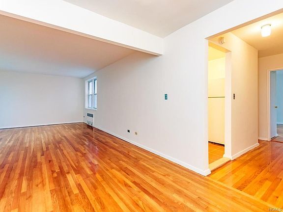 3rd image of 4295 Webster Ave #3G