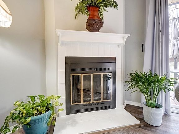 3rd image of 5296 N Eaglesnest Dr #50