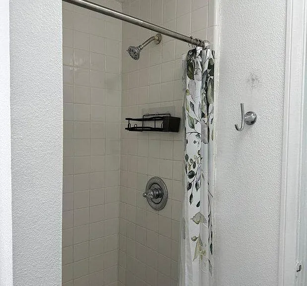 4230 Voltaire St #3 — Photo 20