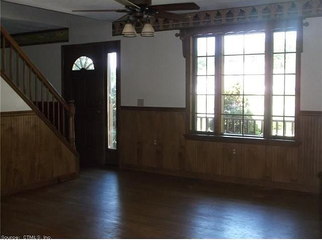 2nd image of 75 All Hallows Rd