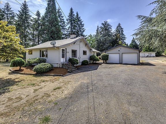 2nd image of 1735 Thatcher Rd