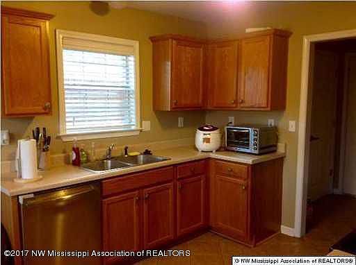 4th image of 7251 Lauren Ln