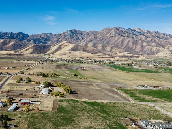 6758 S 3200 W, Wellsville, UT 84339