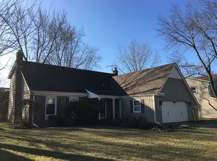 3929 Radcliffe Dr, Northbrook, IL 60062