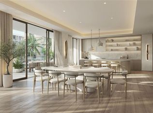 1933 Davis Blvd #411, Naples, FL 34104