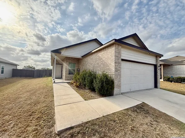 204 Broken Antler, San Antonio, TX 78253