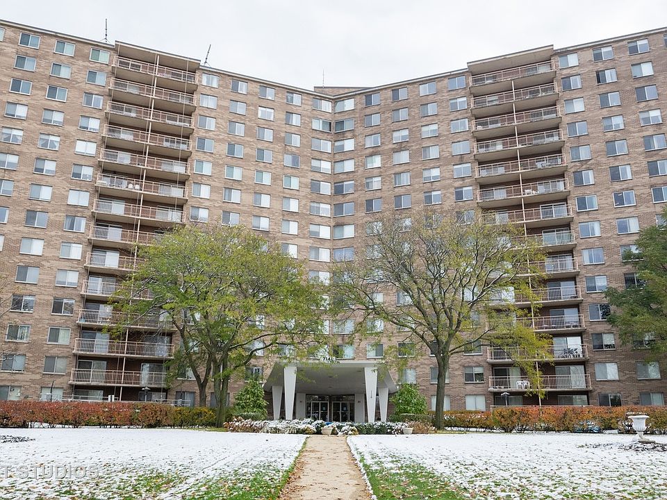 1st image of 7141 N Kedzie Ave APT 905
