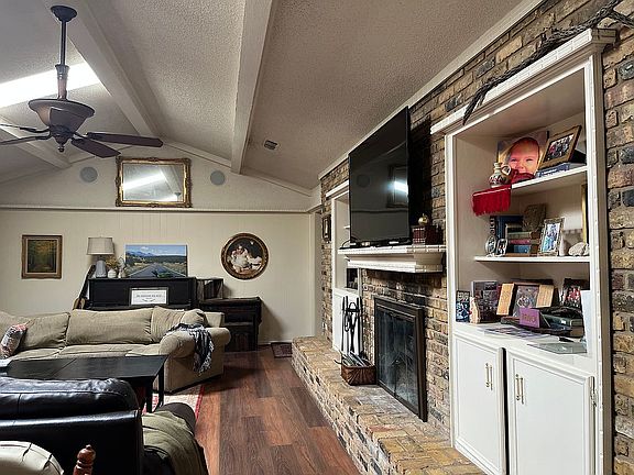 2nd image of 3608 76th St