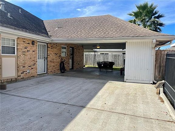 2nd image of 3816 Courtland Dr