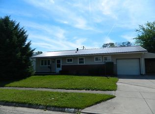 4837 Willowbrook Dr, Springfield, OH