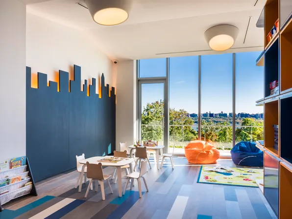 320 Adolphus Avenue image 15 of 22