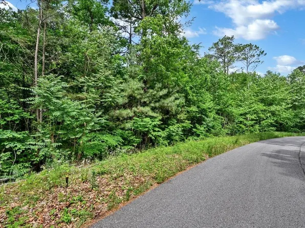 11 Mill Creek Rd, Falkville, AL 35622