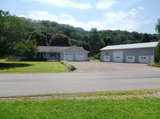 7672 Rain Rock Rd, Newark, OH 43055