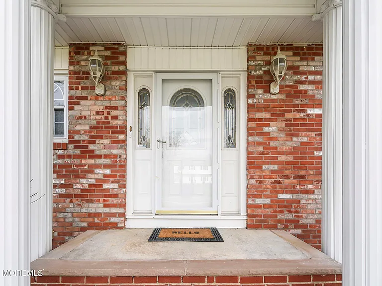 10 Monroe Ct — Photo 5