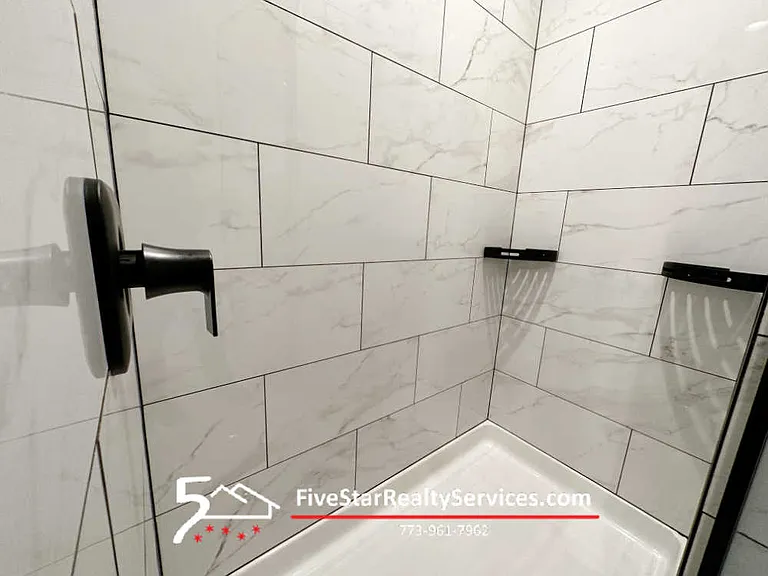 4050 S Indiana Ave #3F — Photo 10