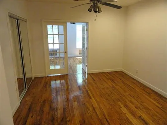 Rented by Bank Neary | media 38