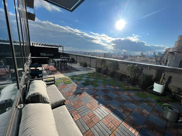 44-41 Purves St #1304, Long Island City, NY 11101