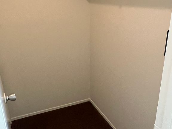 3rd image of 1830 Palmetto Ave APT 4