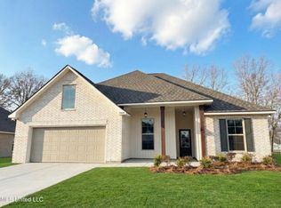 10068 Patrick Dr, Gulfport, MS 39503