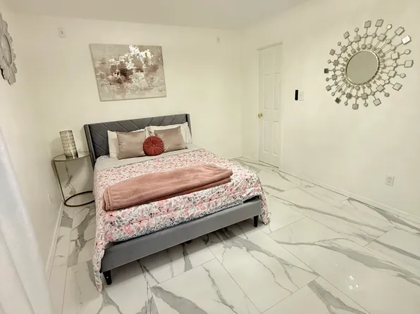 9612 Palomita Ct NW, Albuquerque, NM 87114