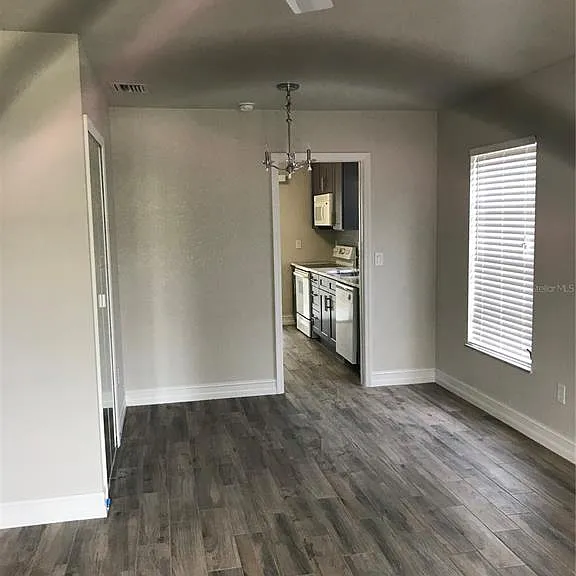 21322 Stillwater Ave — Photo 9