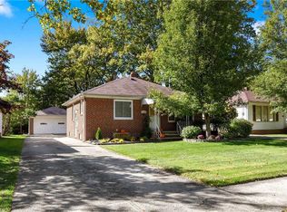 6458 Lawnwood Ave, Parma Heights, OH 44130