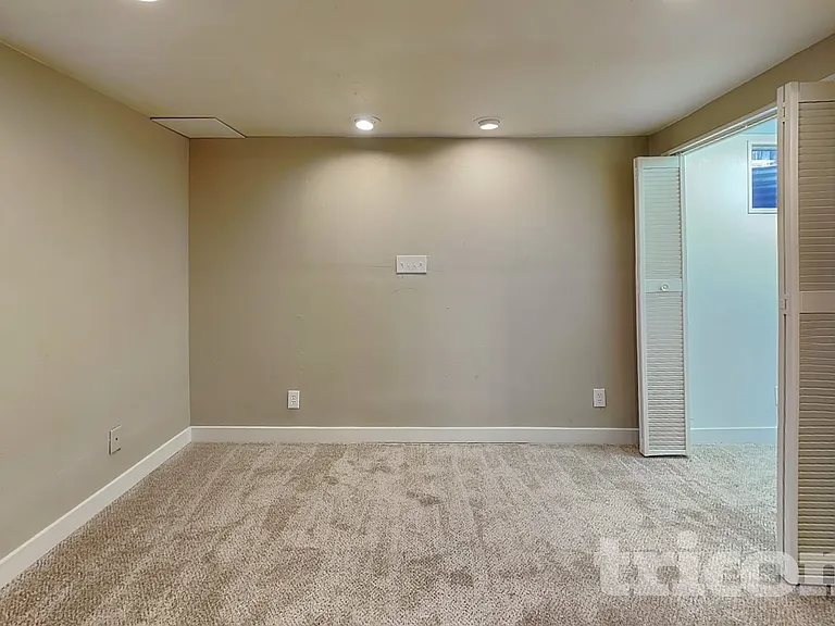 5936 S Independence St — Photo 13