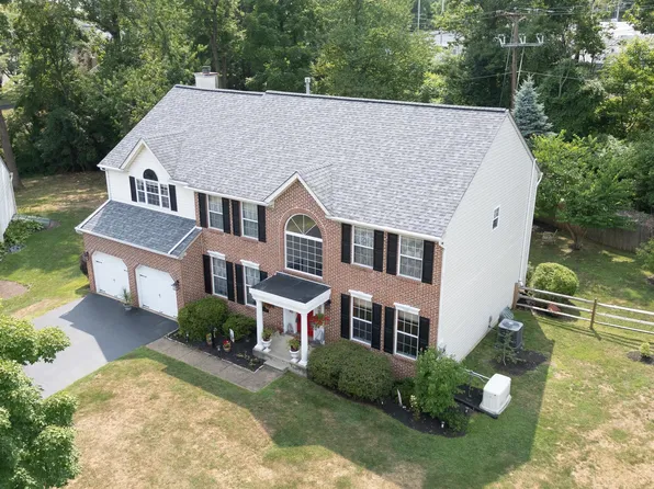 205 Woodspring Cir, Doylestown, PA 18901