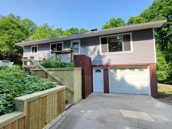14264 Watson Rd, Bath, MI 48808