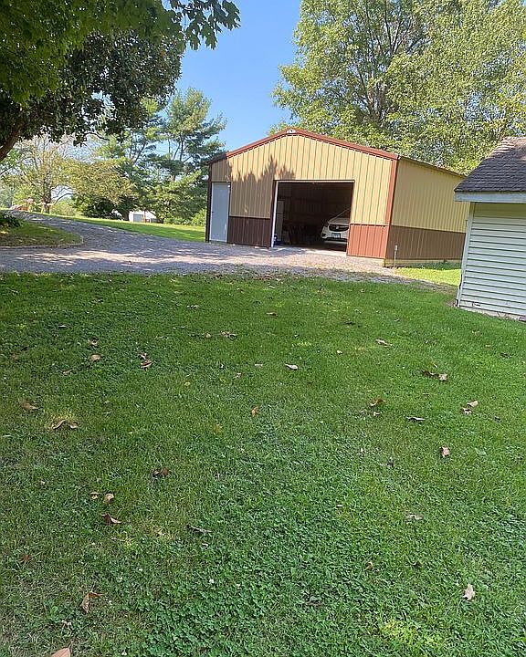 2nd image of 10248 Stotlar Rd