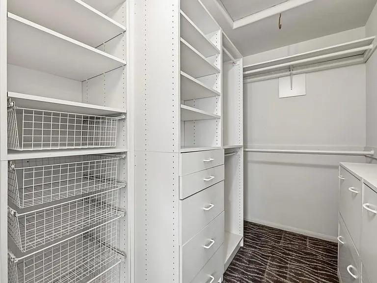 5643 Willowmere Ln — Photo 36