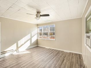 3512 Dodge St #200, Omaha, NE 68131