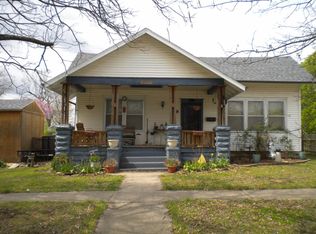 217 N 12th St, Independence, KS 67301