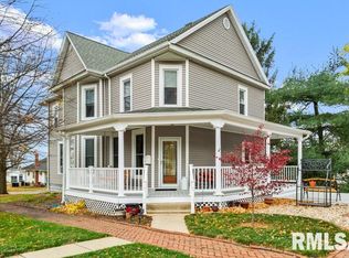 421 W Morgan St, Mount Pulaski, IL 62548