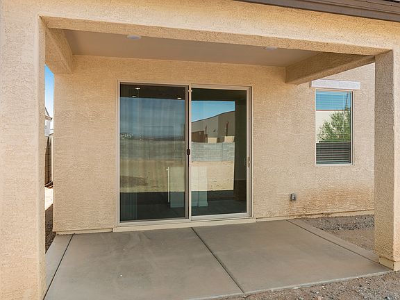 BACK COVERED PATIO
