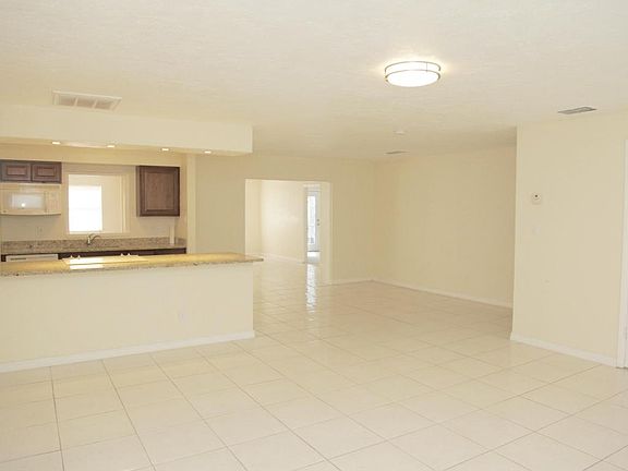 3rd image of 3065 Barna Ave