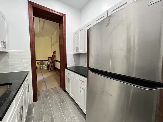 Rented by Oxford Property Group | media 11