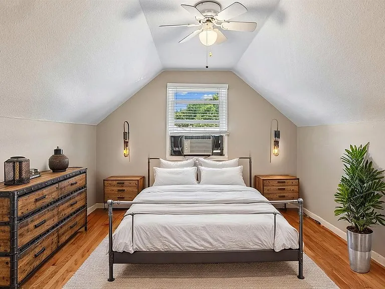 11105 Stillwater Ave — Photo 13