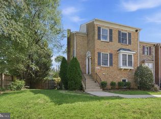 10213 Arizona Cir #43, Bethesda, MD 20817